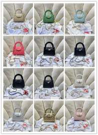 Picture of Chanel Handbags _SKUfw239871743fw